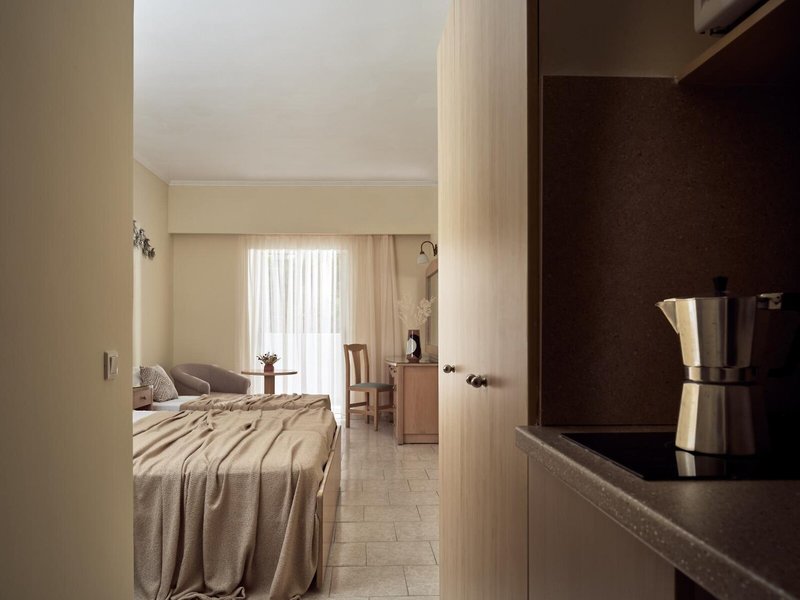 Windmill Studios Aparthotel 39