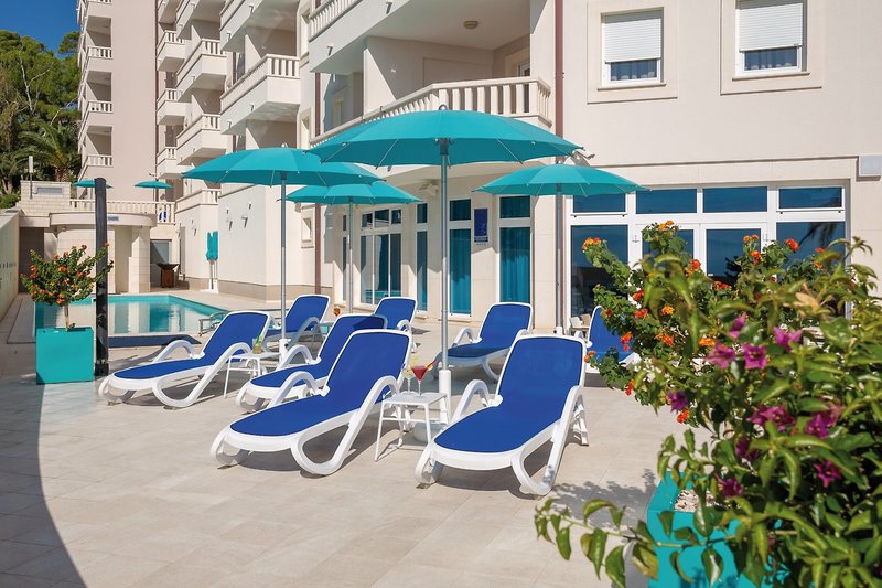 Aparthotel Tamaris 4
