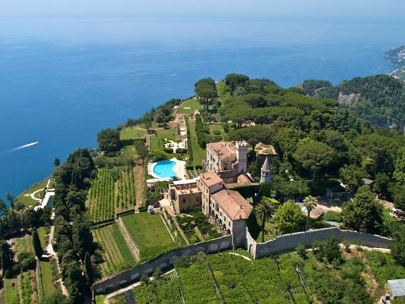 Villa Cimbrone Hotel 17