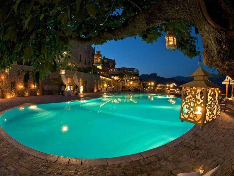 Villa Cimbrone Hotel 19