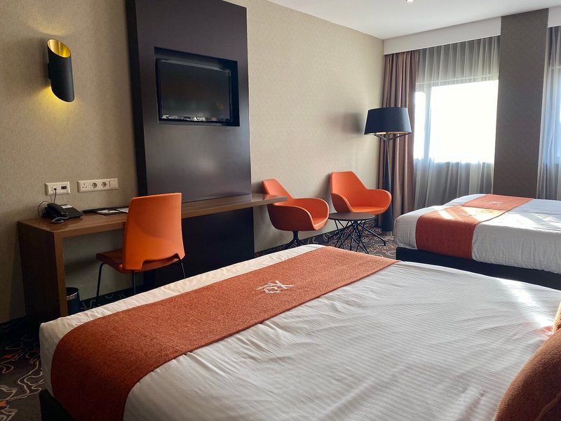 XO Hotels Park West 26 - Room Example