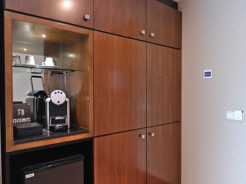 XO Hotels Park West 50 - Bathroom Example