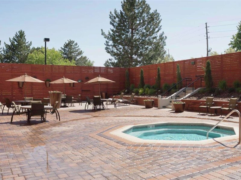 DoubleTree by Hilton Hotel Denver 4