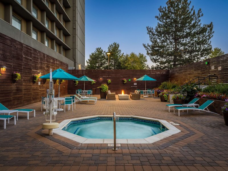 DoubleTree by Hilton Hotel Denver 7