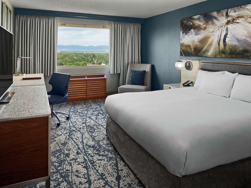DoubleTree by Hilton Hotel Denver 32