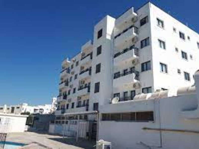 Flora Hotel Apartments 2