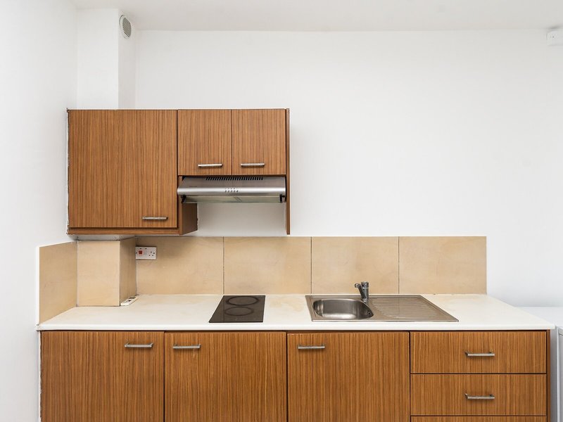 Flora Hotel Apartments 27