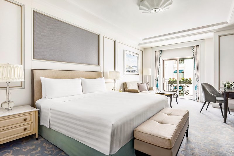 Shangri-La Bosphorus, Istanbul 5