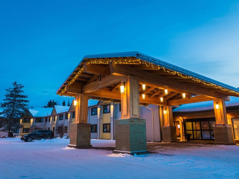 Prestige Hudson Bay Lodge 2