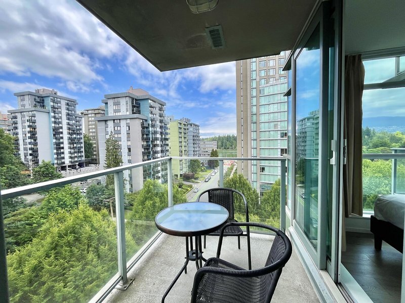 Lord Stanley Suites on the Park 5