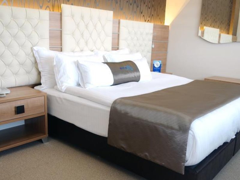 Orty Airport Hotel 21