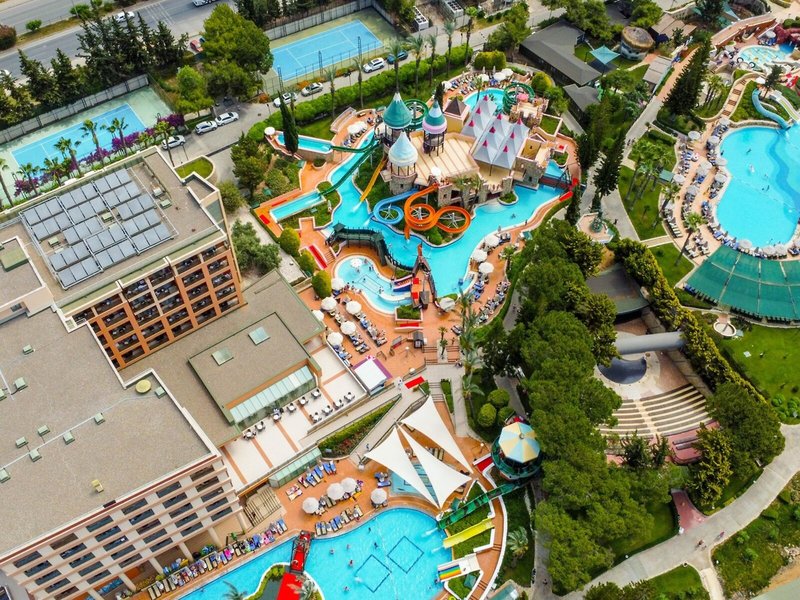 AQI Pegasos Resort 40