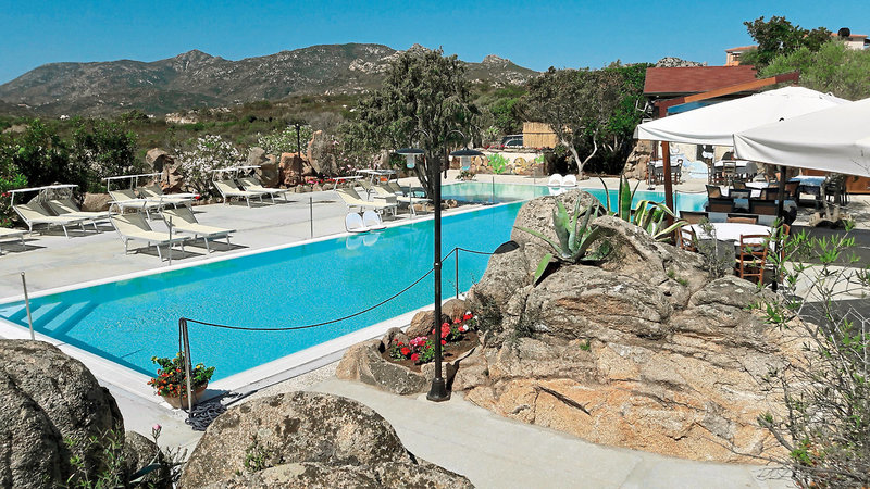 Lu Nibareddu Aparthotel 7 - Beach
