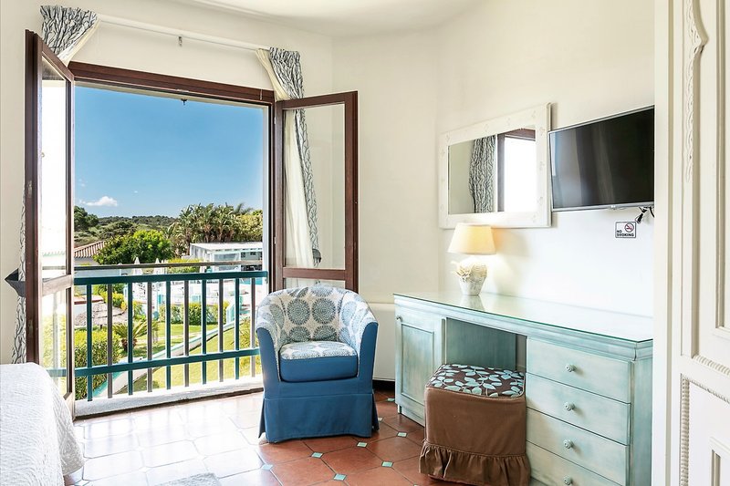 Stefania Boutique Hotel 13