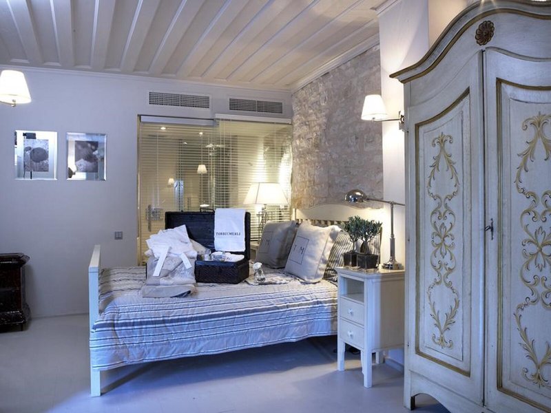 Torri e Merli Boutique Hotel 33