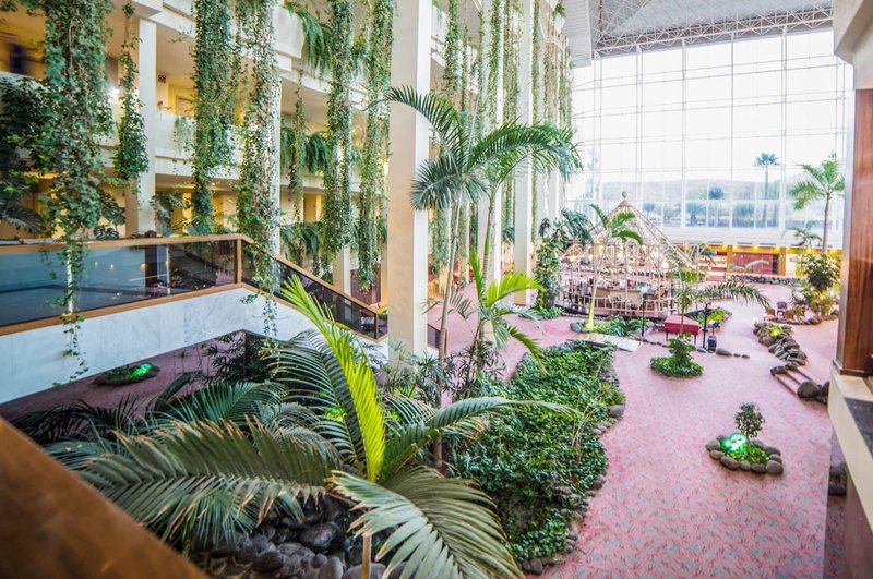 Beatriz Costa & Spa 8