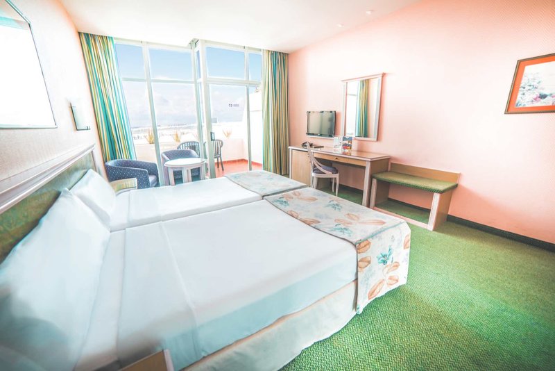 Beatriz Costa & Spa 11