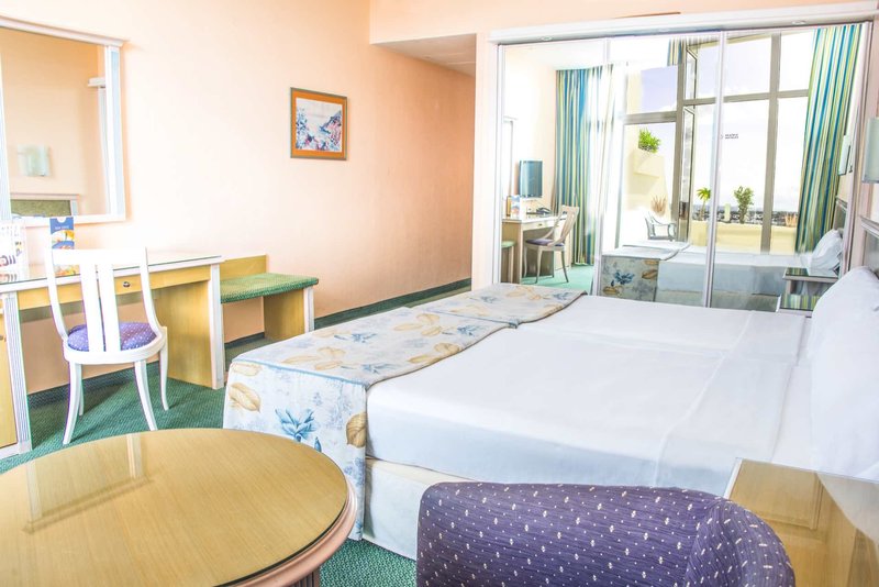 Beatriz Costa & Spa 12