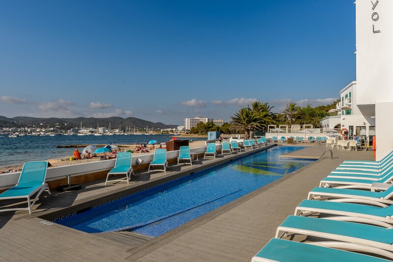 Hotel Vibra S'Estanyol 16