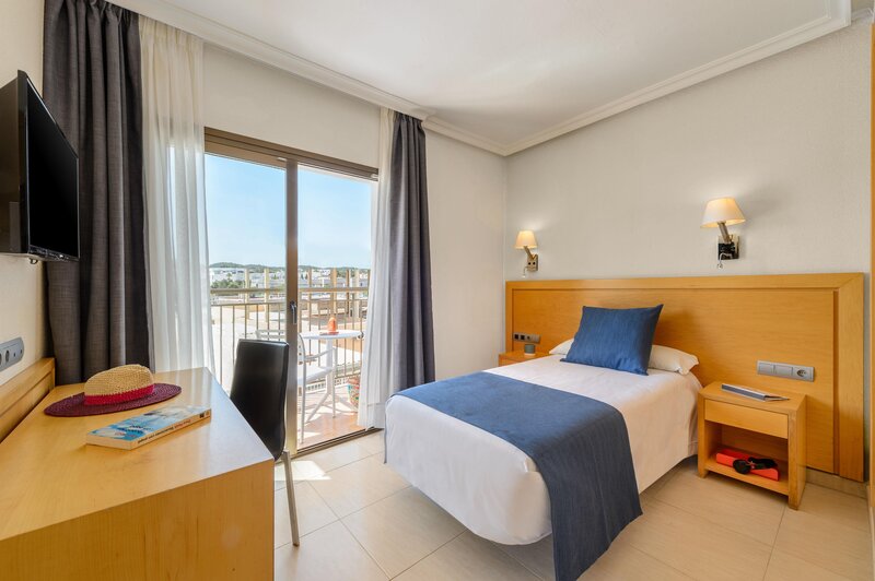 Hotel Vibra S'Estanyol 21