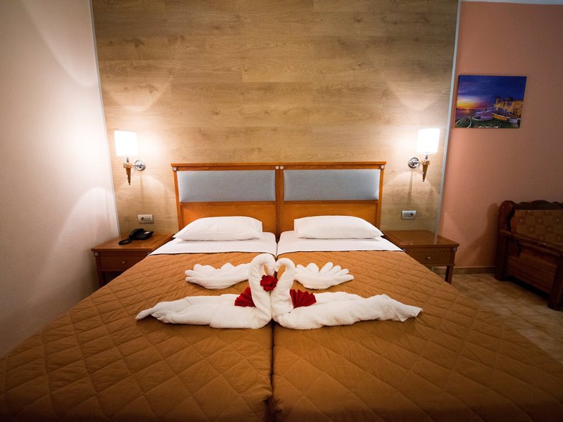 Sandy's Studios & Log-Villas 29