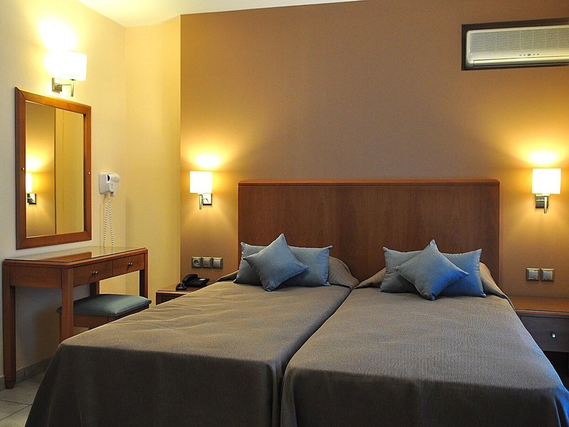 Sandy's Studios & Log-Villas 30