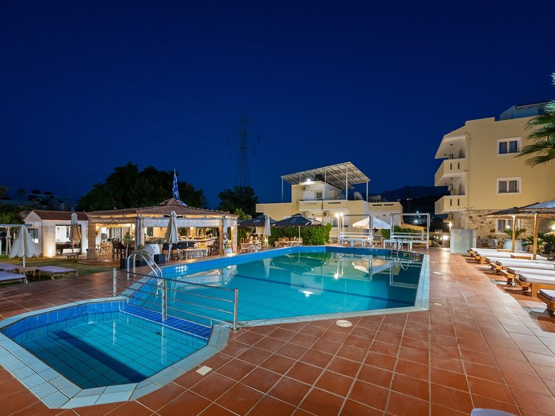 Nikos Apartments 9