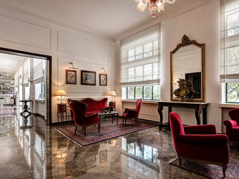 Majestic Palace 16