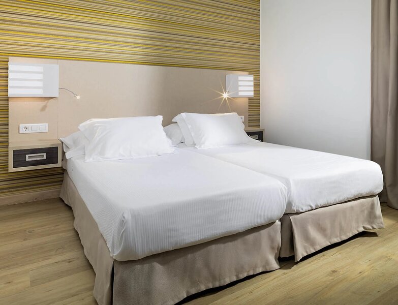 H10 Suites Lanzarote Gardens 22