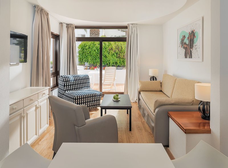 H10 Suites Lanzarote Gardens 6