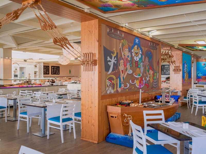 H10 Suites Lanzarote Gardens 11