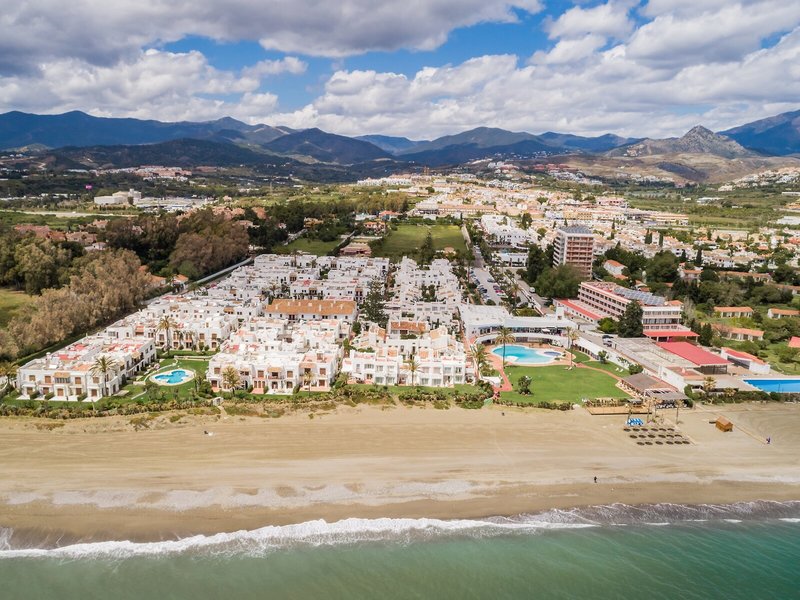 Macdonald Villacana Club