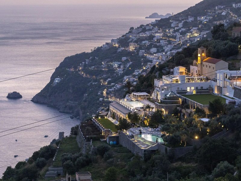 Furore Grand Hotel 3