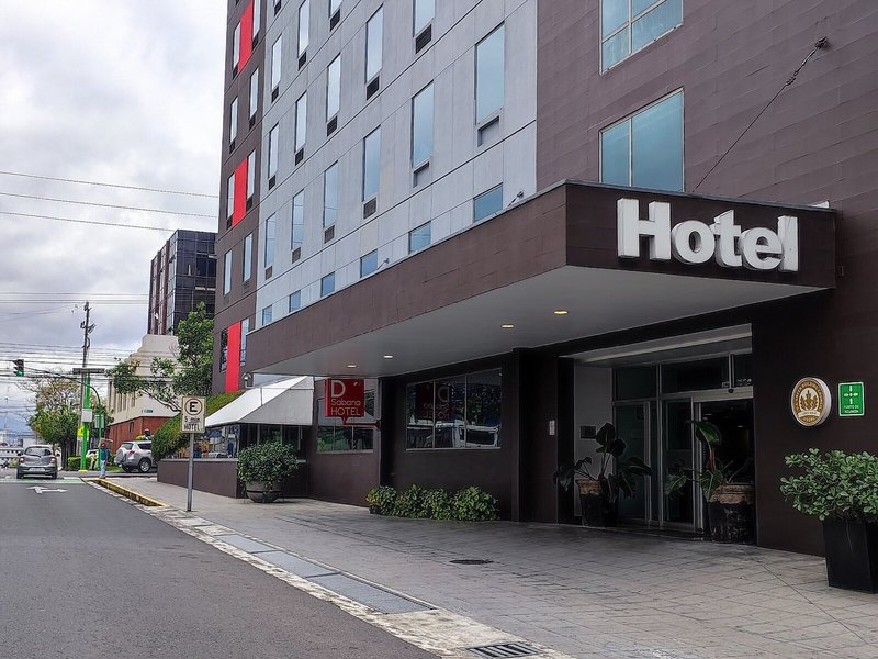 Park Inn by Radisson San Jose 4