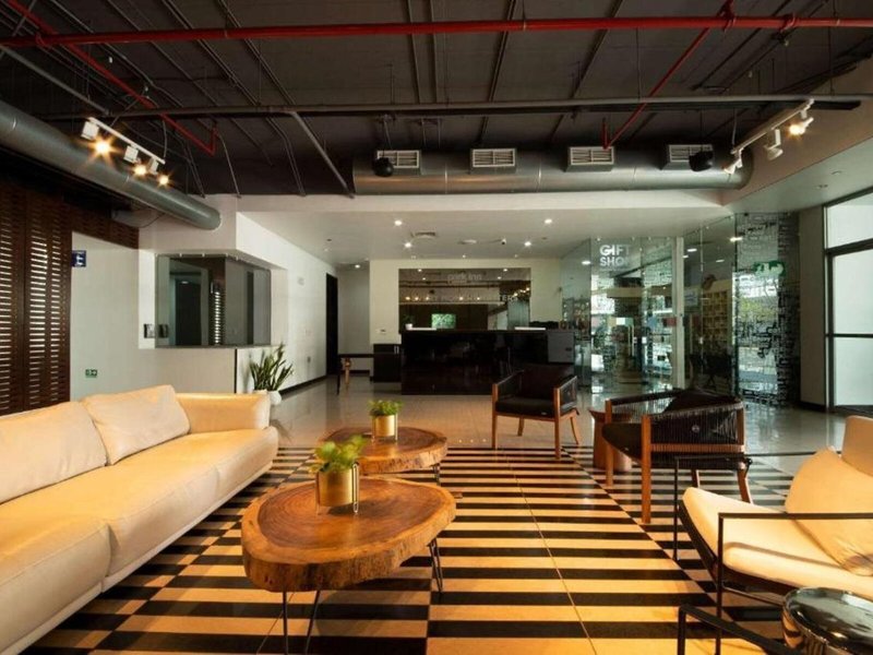 Park Inn by Radisson San Jose 17