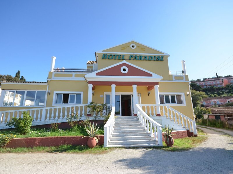 Paradise Hotel Apartments 2