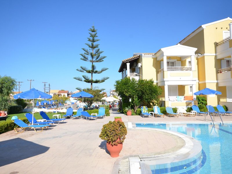Paradise Hotel Apartments 7