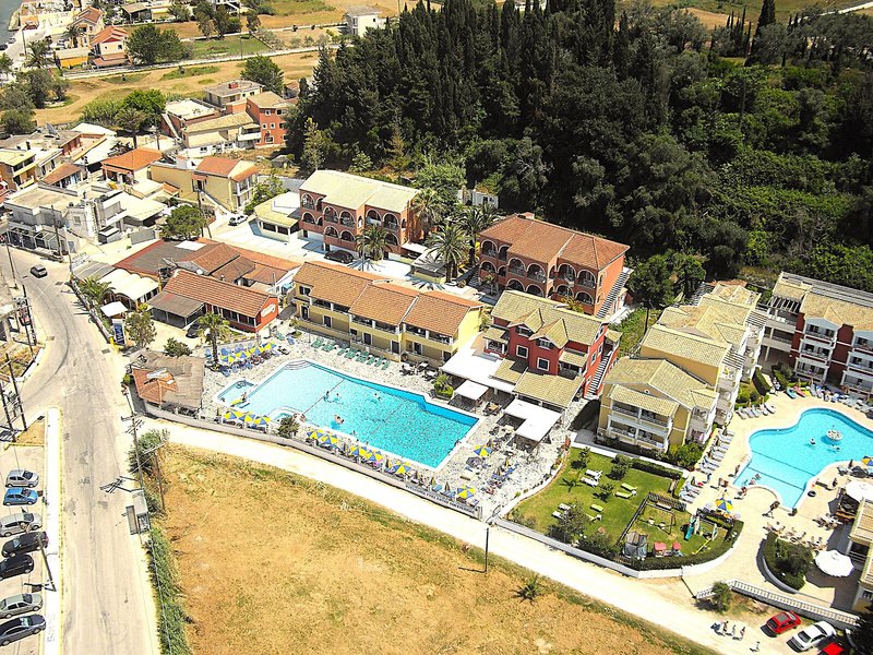 Paradise Hotel Apartments 11