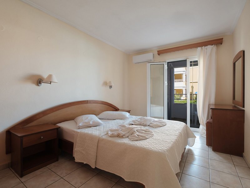 Paradise Hotel Apartments 21