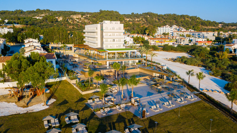 Cavo Zoe Seaside Hotel 2