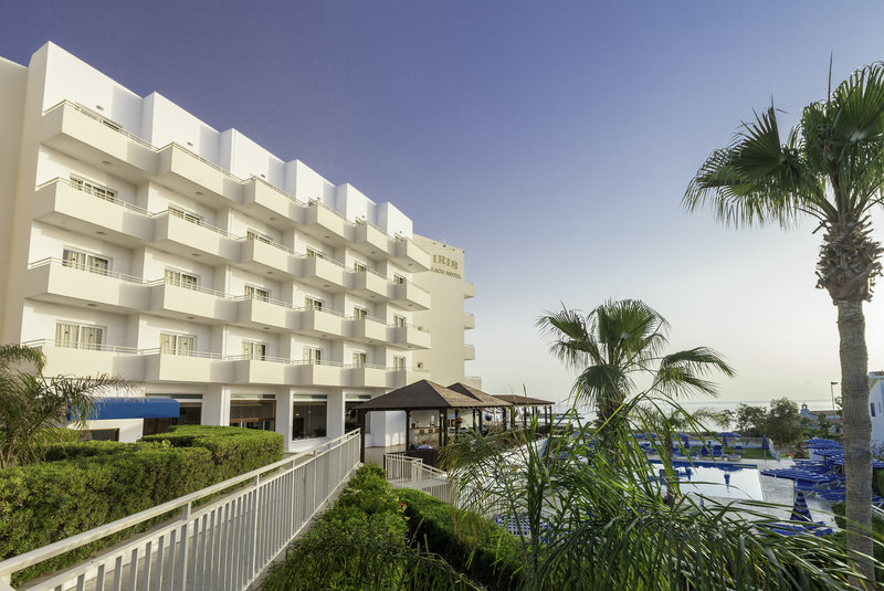 Cavo Zoe Seaside Hotel 4