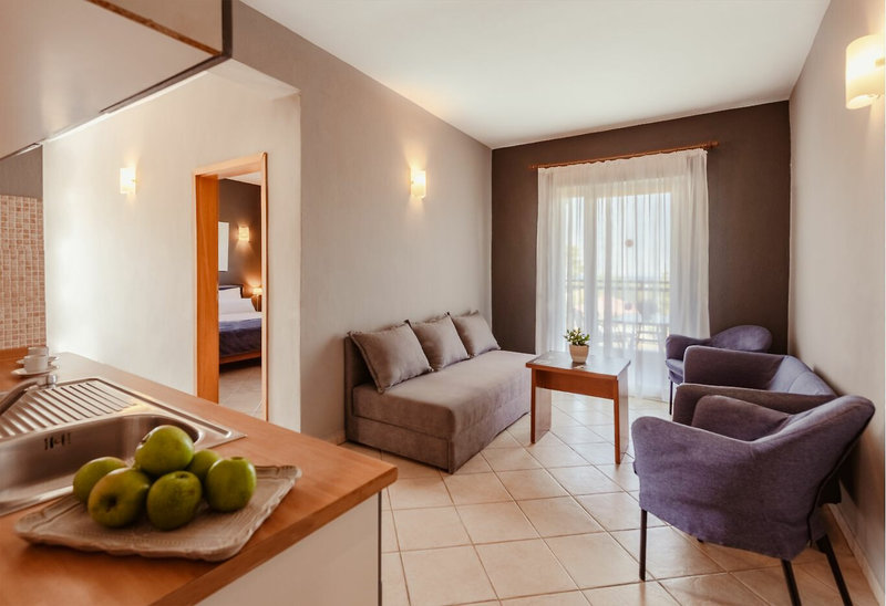 Ampelia Hotel Kassandra 8