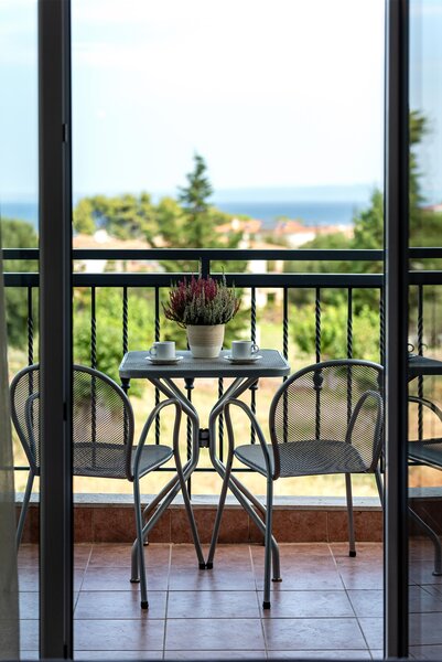 Ampelia Hotel Kassandra 90