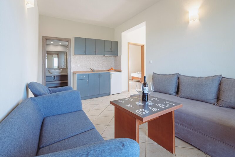 Ampelia Hotel Kassandra 91