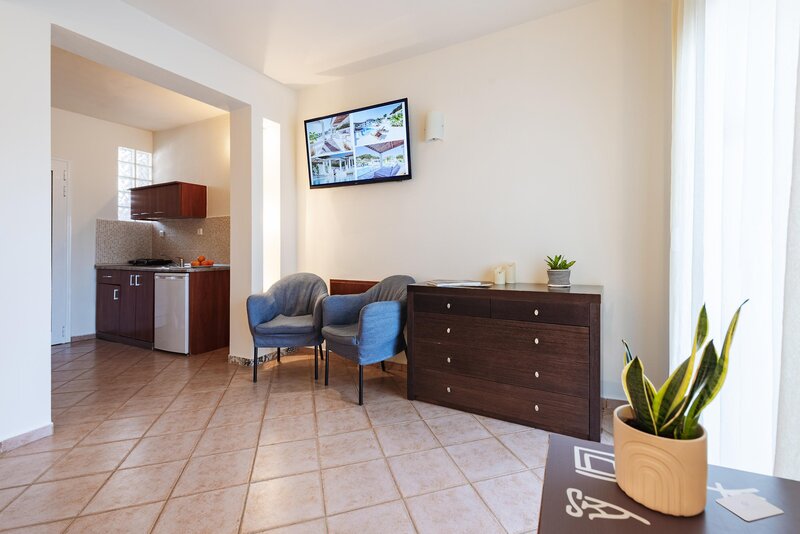 Ampelia Hotel Kassandra 94