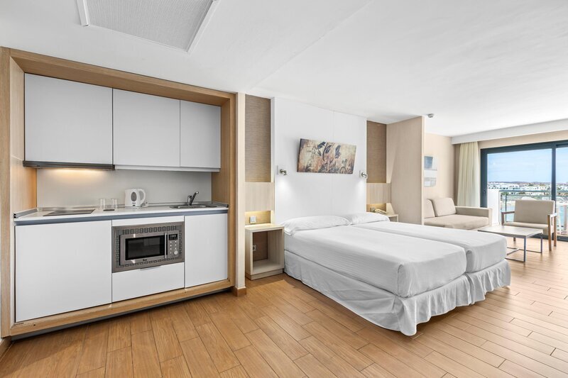 THB Lanzarote Beach 24