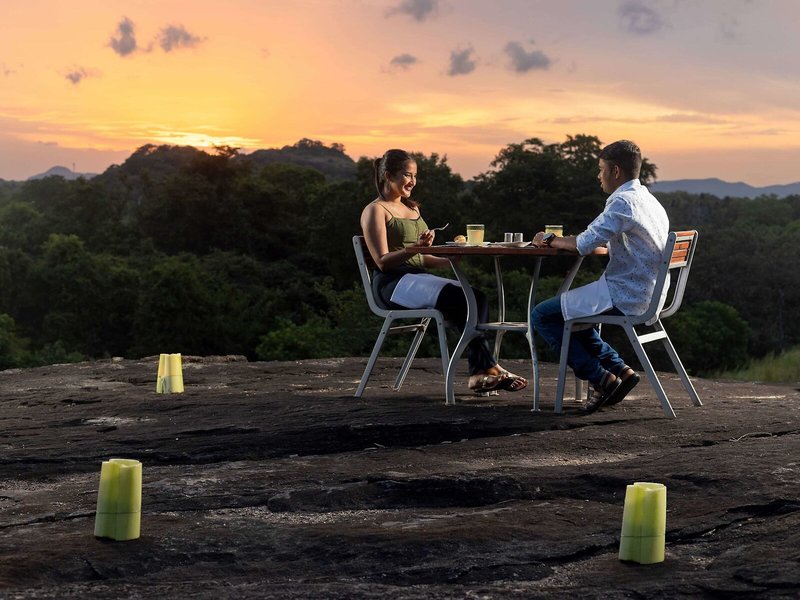 Occidental Paradise Dambulla 7