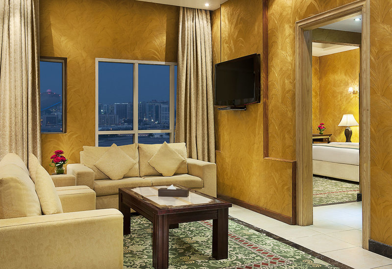 Golden Tulip Media Hotel 5