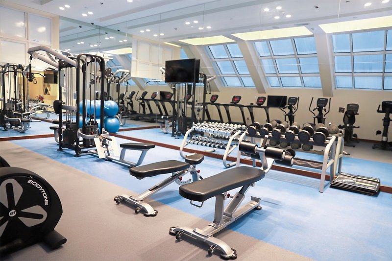 Golden Tulip Media Hotel  5