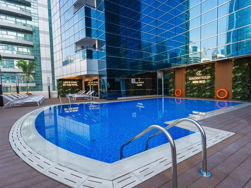 Golden Tulip Media Hotel  9